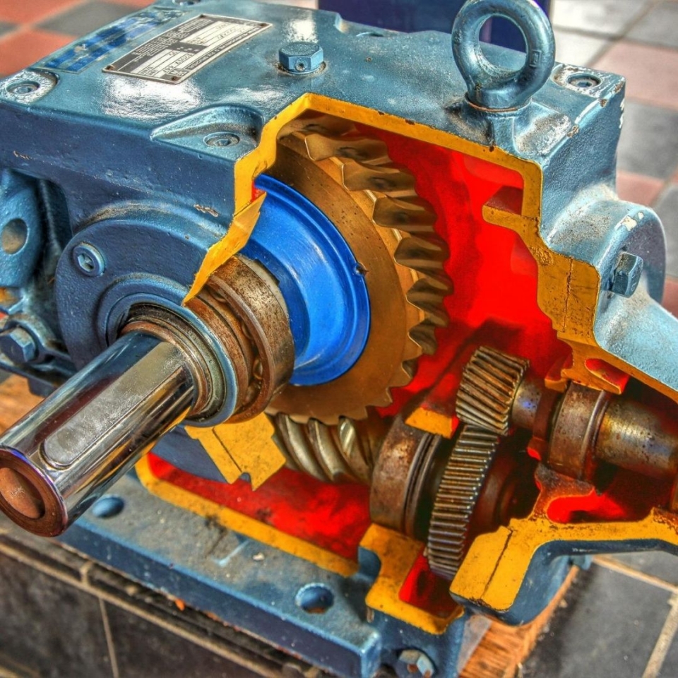 4 Fundamental Types of Gear Reducers