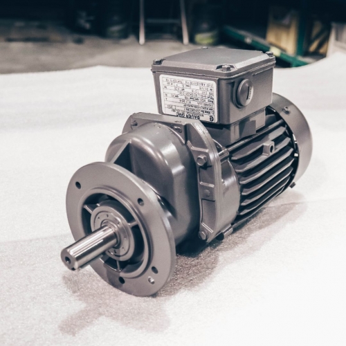 5 Benefits Of Retrofitting Electric Gear Motors